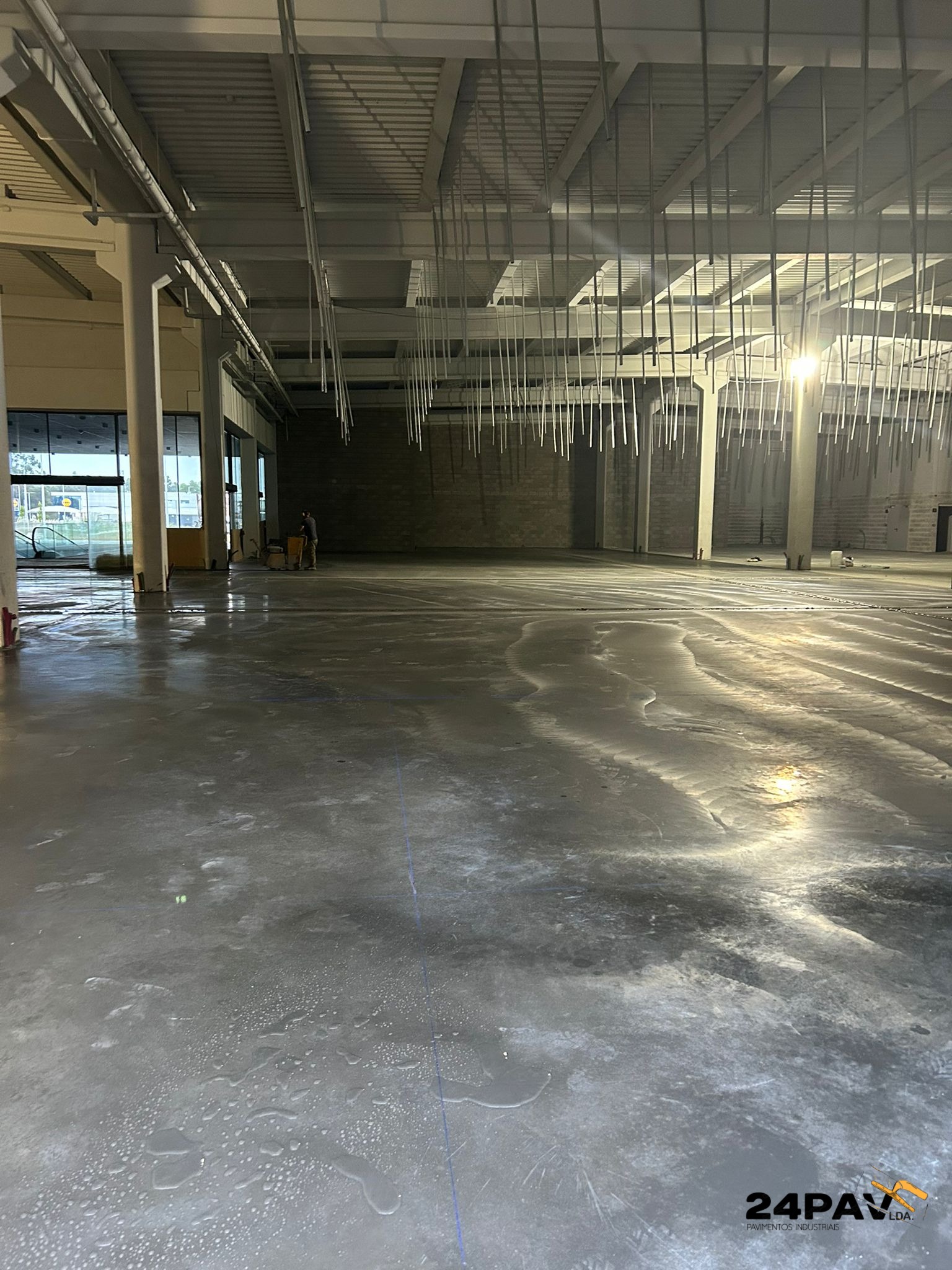 Imagem 4 da obra Retail Park– Modivas